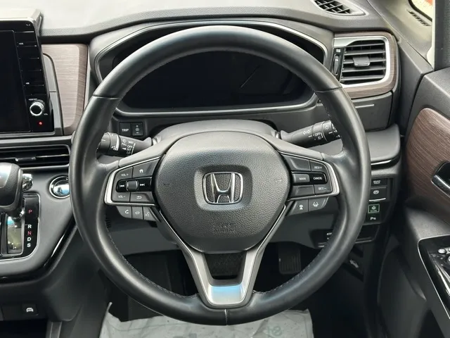 オデッセイ(ホンダ)e：HEV アブソルート中古車 7