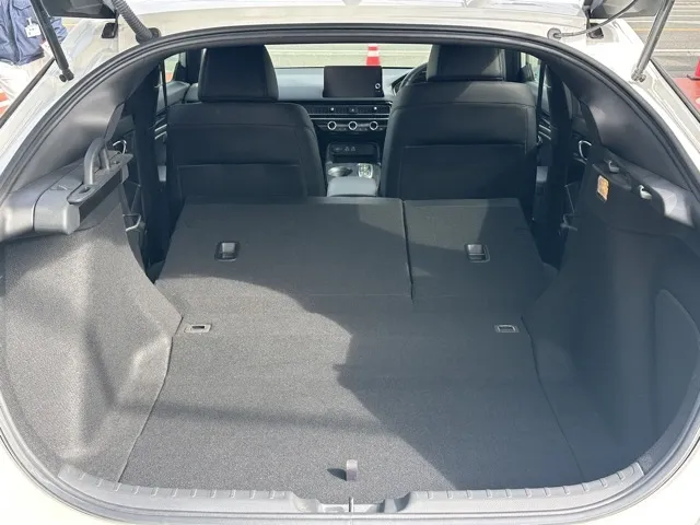 シビック(ホンダ)e：HEV中古車 9