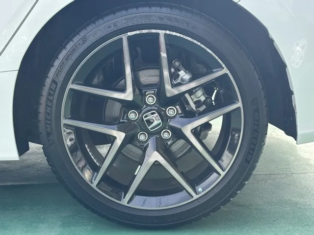 シビック(ホンダ)e：HEV中古車 11