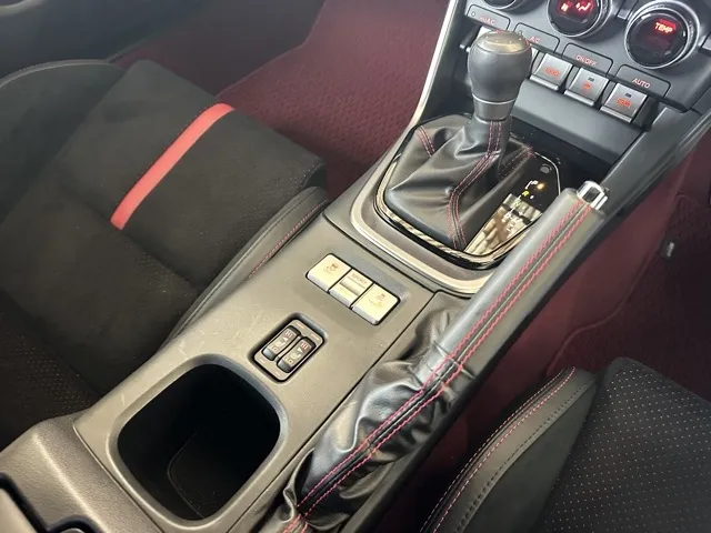 GR86(トヨタ)RZ AT中古車 14