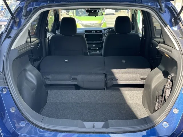 リーフ(ニッサン)Ｘ中古車 11