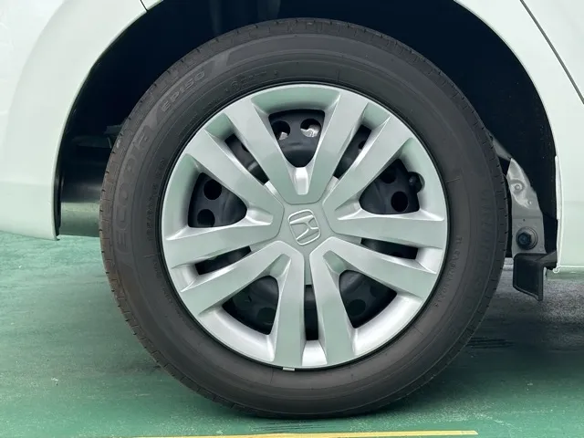 フィット(ホンダ)e：HEV ホーム中古車 12