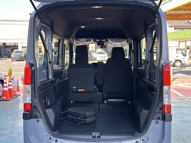 N-VAN(ホンダ)FUNターボ 4WD届出済未使用車 9