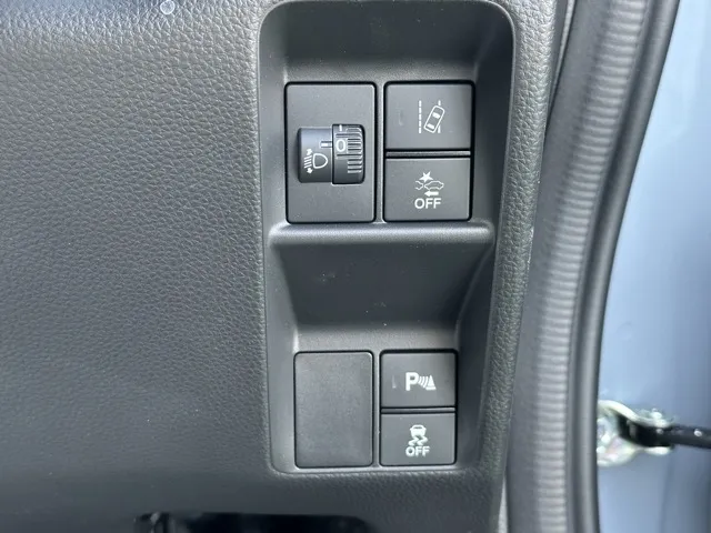 N-VAN(ホンダ)FUNターボ 4WD届出済未使用車 15