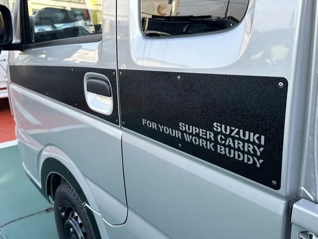 キャリートラック(スズキ)スーパーキャリイXリミテッド 4WD AT届出済未使用車 11
