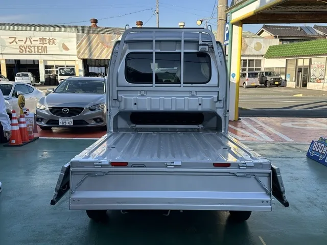 キャリートラック(スズキ)スーパーキャリイXリミテッド 4WD AT届出済未使用車 8