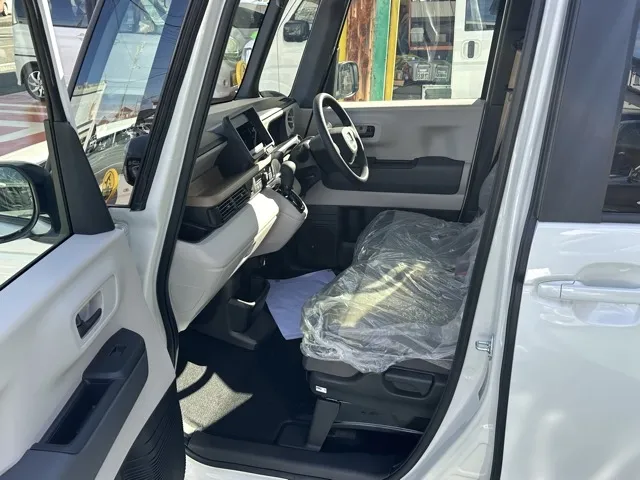 N-BOX(ホンダ)ダムド アンジー届出済未使用車 3