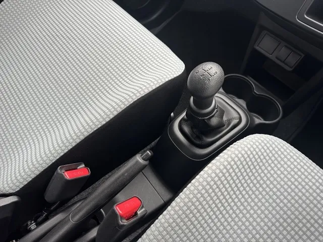 アルト(スズキ)F 5速ミッション中古車 15