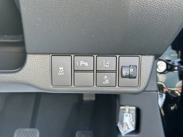 N-ONE(ホンダ)ＲＳ ６ＭＴ届出済未使用車 13