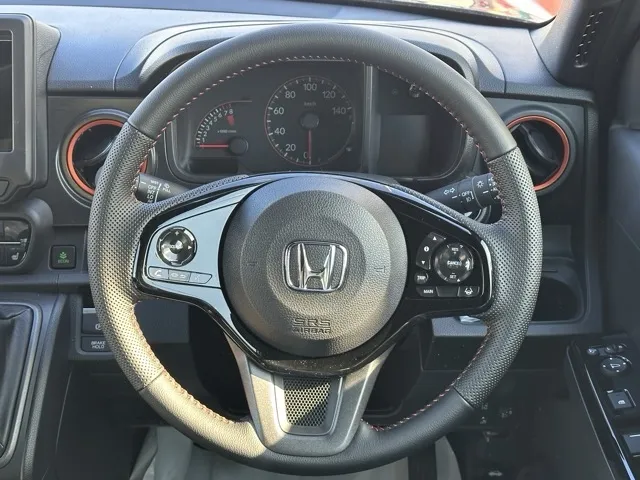 N-ONE(ホンダ)ＲＳ ６ＭＴ届出済未使用車 6