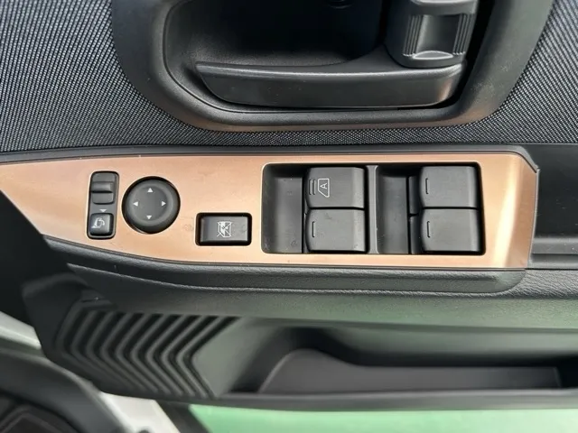 サクラ(ニッサン)G中古車 12