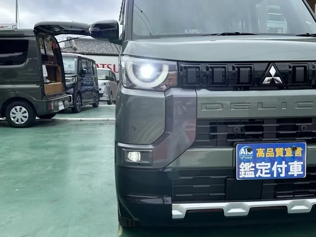 デリカミニ(三菱)G届出済未使用車 26