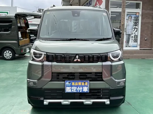 デリカミニ(三菱)G届出済未使用車 28