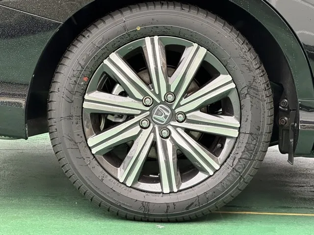 オデッセイ(ホンダ)e：HEV アブソルート登録済未使用車 14