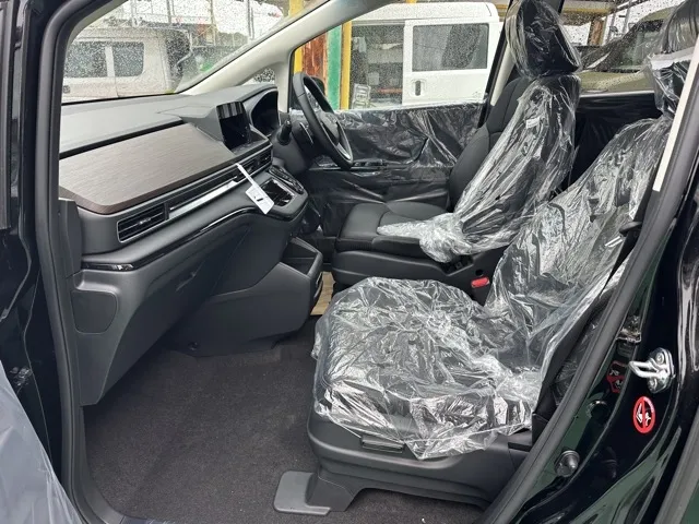 オデッセイ(ホンダ)e：HEV アブソルート登録済未使用車 3