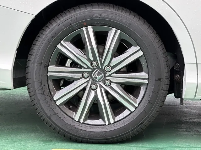 オデッセイ(ホンダ)e：HEV アブソルート登録済未使用車 14