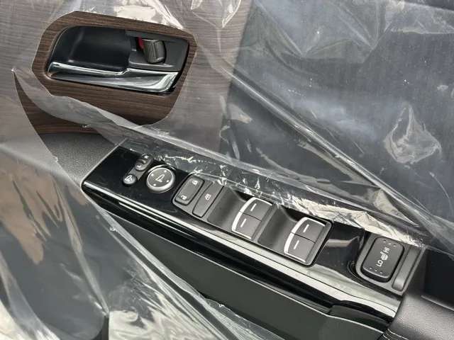 オデッセイ(ホンダ)e：HEV アブソルート登録済未使用車 16