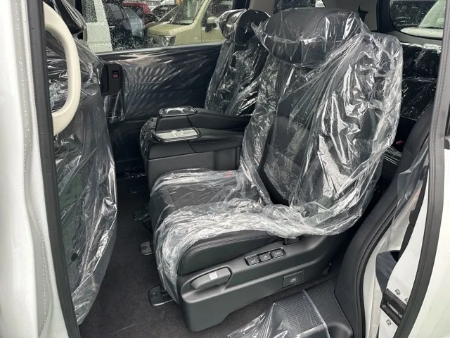 オデッセイ(ホンダ)e：HEV アブソルート登録済未使用車 4