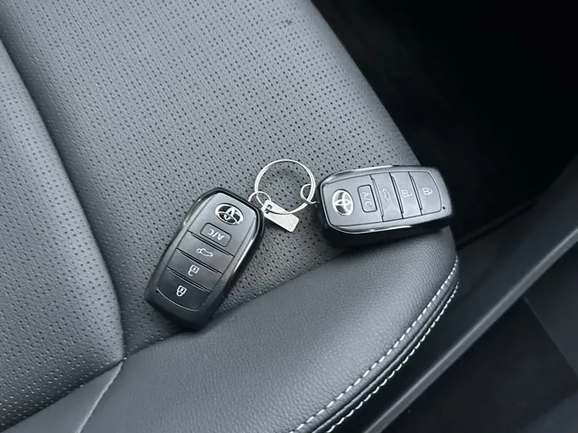 bZ4X(トヨタ)Z 4WD中古車 16