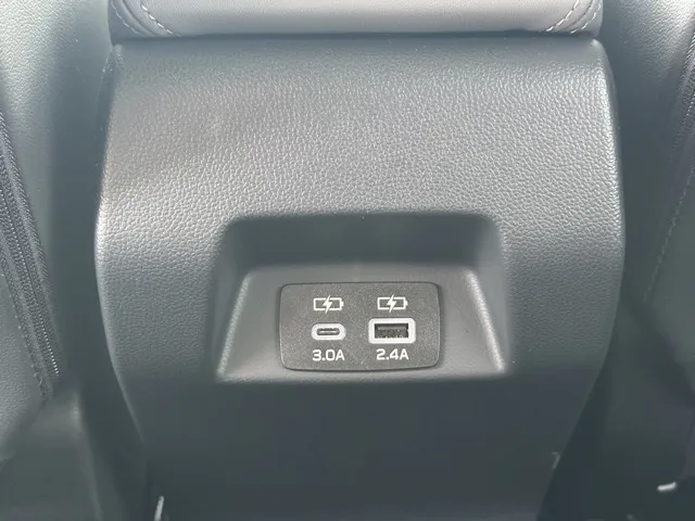クロストレック(スバル)リミテッド中古車 8