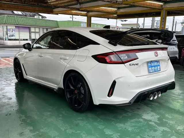 シビック(ホンダ)タイプR登録済未使用車 2