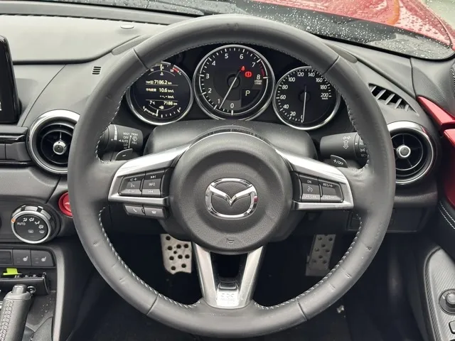 ロードスター(マツダ)VS AT中古車 5