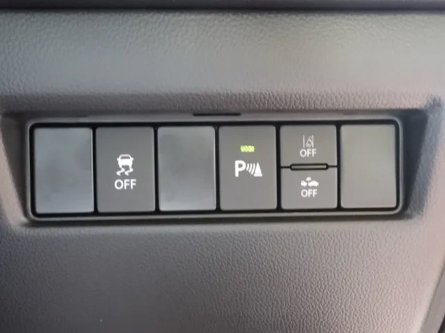 スイフト(スズキ)ベースグレード　セーフティサポート MT登録済未使用車 16