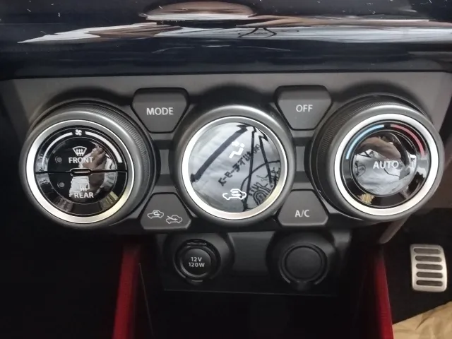 スイフト(スズキ)ベースグレード　セーフティサポート MT登録済未使用車 21
