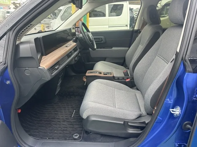 HONDAe(ホンダ)アドバンス中古車 3