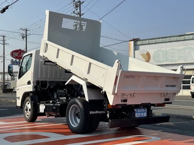 キャンター(三菱)３ｔ ローダースライドダンプ登録済未使用車 22