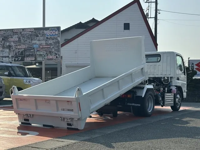 キャンター(三菱)３ｔ ローダースライドダンプ登録済未使用車 5