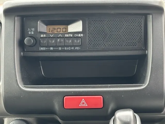 エブリイ(スズキ)NV１００クリッパーDX 4WD 5AGSレンタＵＰ 15