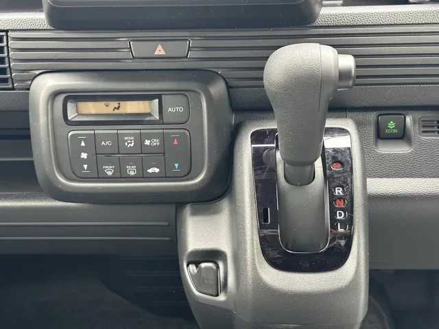 N-VAN(ホンダ)Lタイプ AT届出済未使用車 14