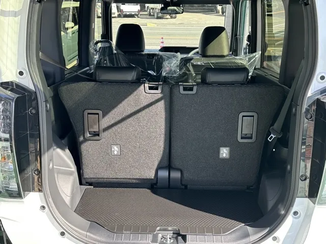 タント(ダイハツ)RS Fグリルロアガーニッシュ届出済未使用車 10