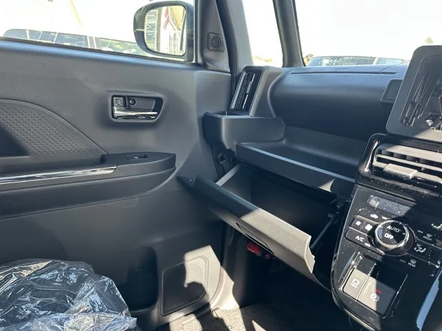 タント(ダイハツ)RS Fグリルロアガーニッシュ届出済未使用車 19