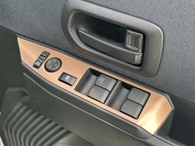 サクラ(ニッサン)G中古車 12