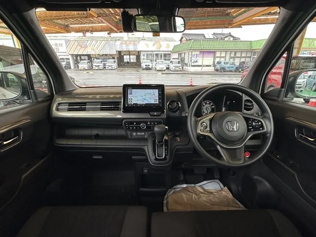 N-WGN(ホンダ)カスタムL ホンダセンシング中古車 5
