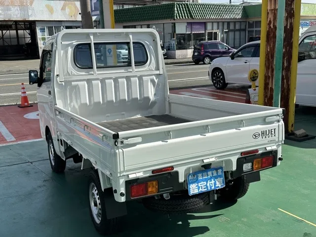 ハイゼット(ダイハツ)スタンダード MT 4WD届出済未使用車 2