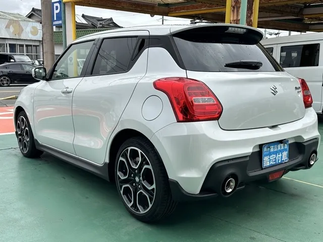 スイフト(スズキ)ベースグレード　セーフティサポート非装着車　AT中古車 2