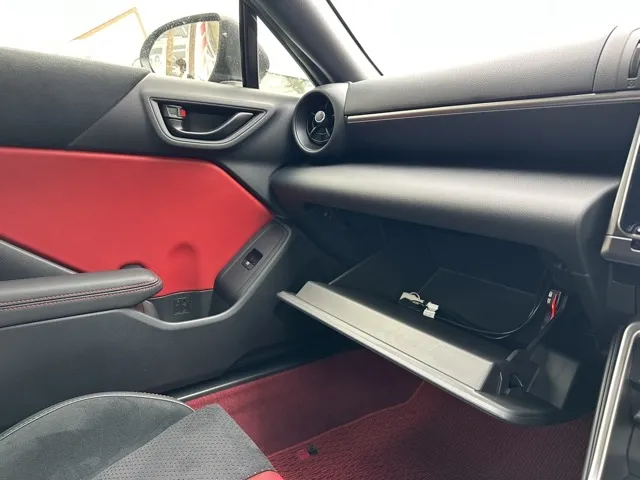 GR86(トヨタ)RZ 6MT中古車 17