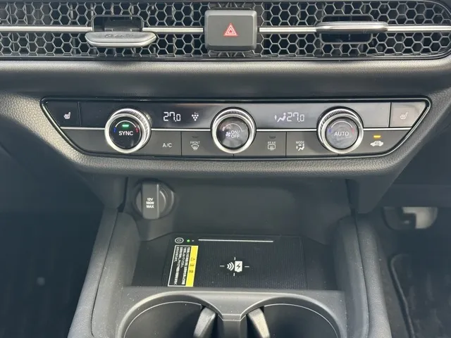 ZR-V(ホンダ)e：HEV Z登録済未使用車 17