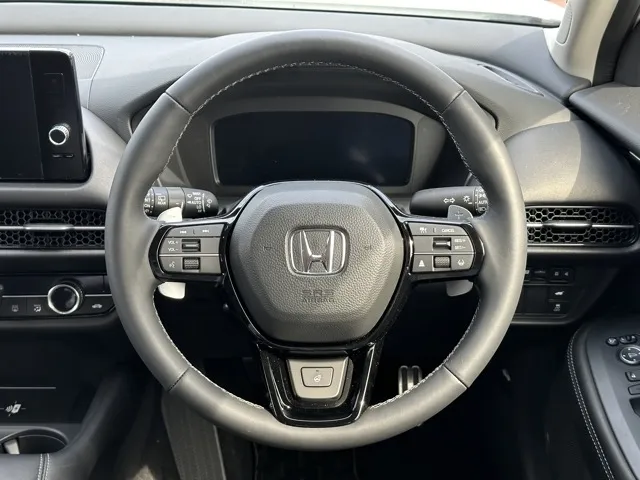 ZR-V(ホンダ)e：HEV Z登録済未使用車 6