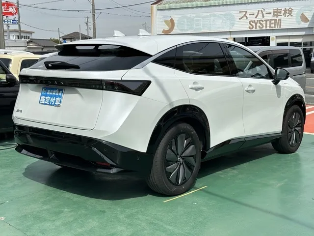 アリア(ニッサン)B6登録済未使用車 9
