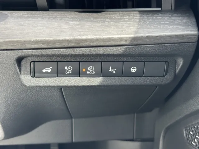 アリア(ニッサン)B6登録済未使用車 13