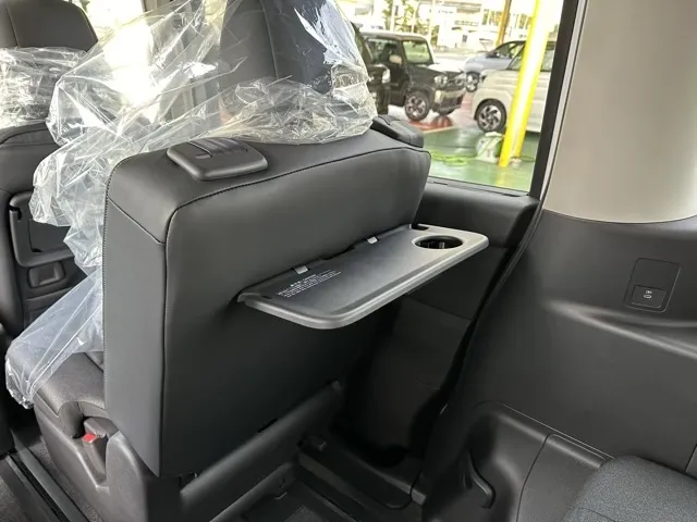 セレナ(ニッサン)ハイウェイスターV アラウンドビューモニター 12.3ナビ登録済未使用車 10
