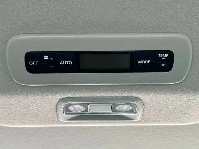 セレナ(ニッサン)ハイウェイスターV アラウンドビューモニター 12.3ナビ登録済未使用車 13