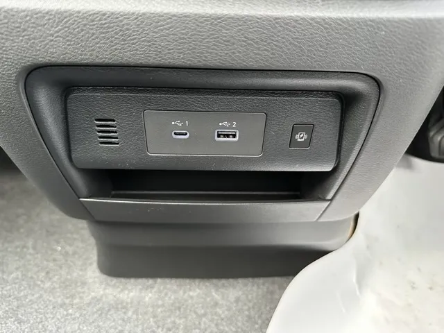 セレナ(ニッサン)ハイウェイスターV アラウンドビューモニター 12.3ナビ登録済未使用車 23