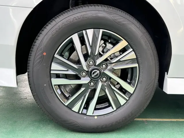 セレナ(ニッサン)ハイウェイスターV アラウンドビューモニター 12.3ナビ登録済未使用車 4