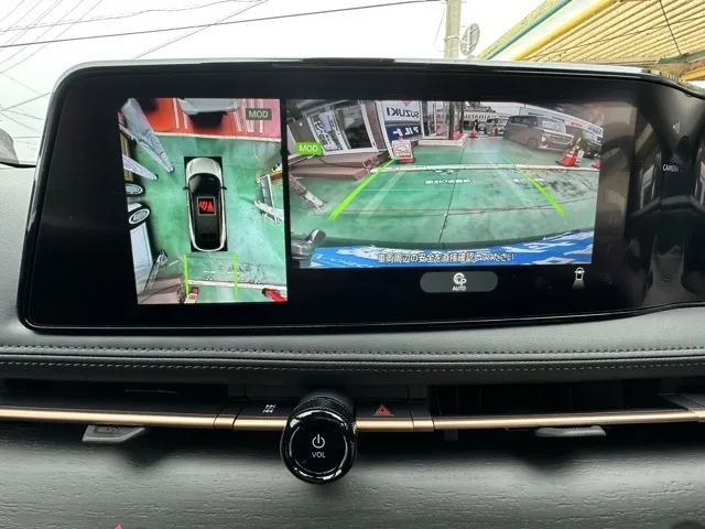 アリア(ニッサン)B6登録済未使用車 23