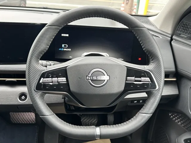 アリア(ニッサン)B6登録済未使用車 7